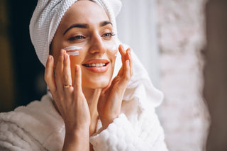The Perfect Skincare Routine for Dry, Dull Skin: Tips and Tricks from INDEEKOS